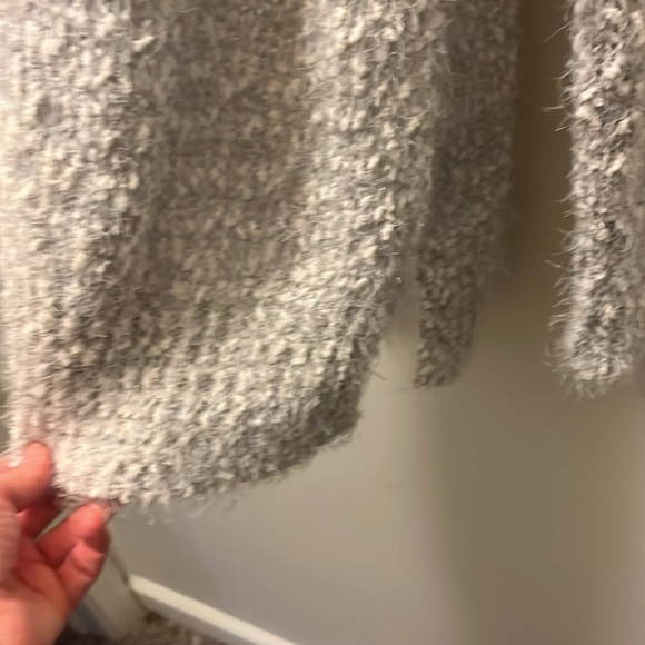 Maurice’s gray with silver accents cardigan Size Large - Picture 5 of 8